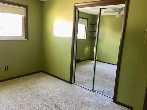 Bedroom - 14937 Peck, Warren, MI 48088 photo 3 of 4