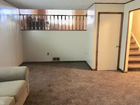 Living - 14937 Peck, Warren, MI 48088 photo 5 of 5