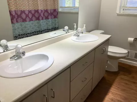 Bath - 14937 Peck, Warren, MI 48088 photo 2 of 2