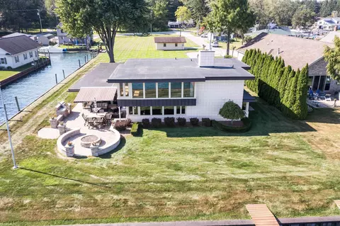 9503 Frank, Algonac, MI 48001 photo 17