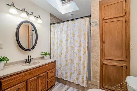 Bath - 13748 Dice, Hemlock, MI 48626 photo 1 of 2