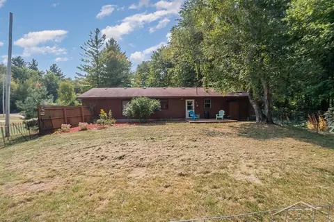 Exterior - 13748 Dice, Hemlock, MI 48626 photo 3 of 4
