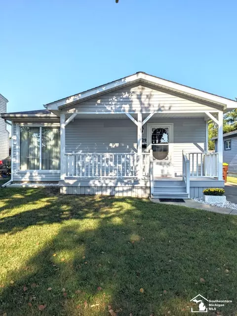Exterior - 1329 Arbor, Monroe, MI 48162 photo 2 of 7