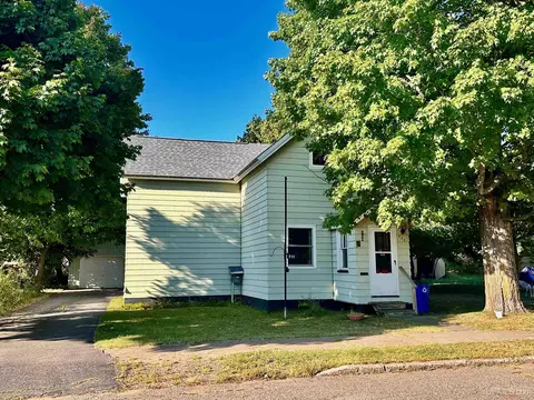 711 Michigan, Ishpeming, MI 49849