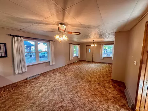 711 Michigan, Ishpeming, MI 49849 photo 4