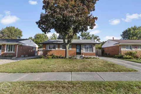 20483 Catalano, Clinton Township, MI 48035