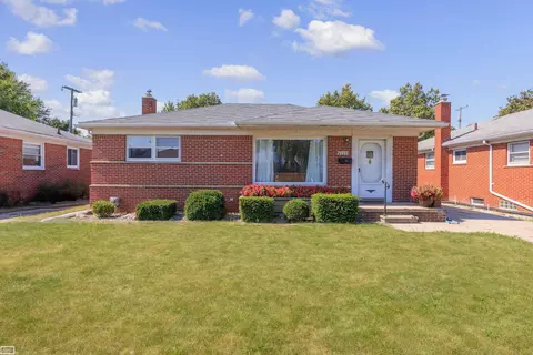 28083 Palmer, Madison Heights, MI 48071