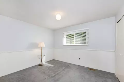 Bedroom - 3482 Pasadena, Troy, MI 48083 photo 3 of 6