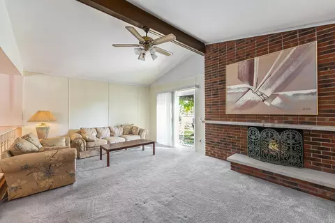 Living - 3482 Pasadena, Troy, MI 48083 photo 2 of 3