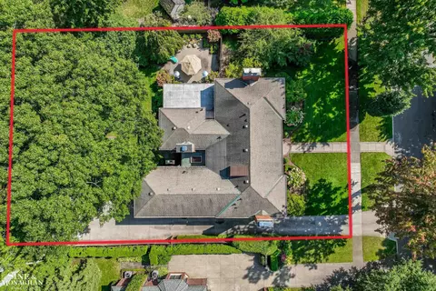 View/Area - 78 Vendome, Grosse Pointe Farms, MI 48236 photo 1 of 6
