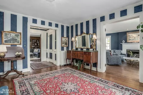 Entry Way - 78 Vendome, Grosse Pointe Farms, MI 48236 photo 4 of 7