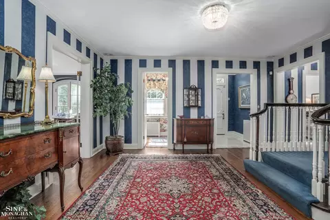 Entry Way - 78 Vendome, Grosse Pointe Farms, MI 48236 photo 3 of 7