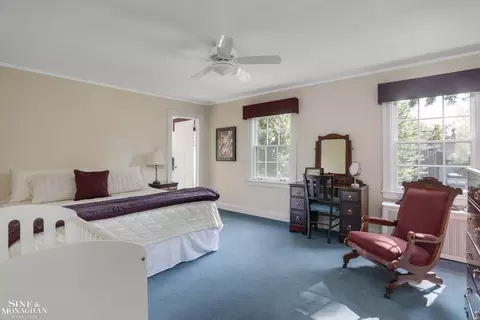 Bedroom - 78 Vendome, Grosse Pointe Farms, MI 48236 photo 7 of 9