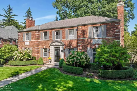 Exterior - 78 Vendome, Grosse Pointe Farms, MI 48236 photo 2 of 18