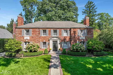 78 Vendome, Grosse Pointe Farms, MI 48236