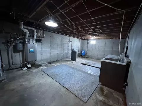 5770 I, Escanaba, MI 49829 photo 17