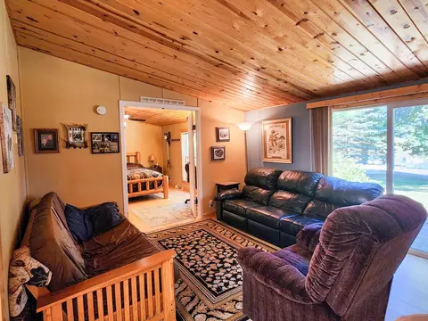 Living - 3901 E Long Lk, Harrison, MI 48625 photo 4 of 5