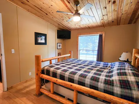 Bedroom - 3901 E Long Lk, Harrison, MI 48625 photo 4 of 7