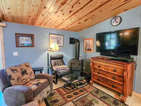 Living - 3901 E Long Lk, Harrison, MI 48625 photo 3 of 5