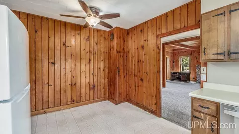 Entry Way - 3232 S 8th, Escanaba, MI 49829 photo 1 of 1