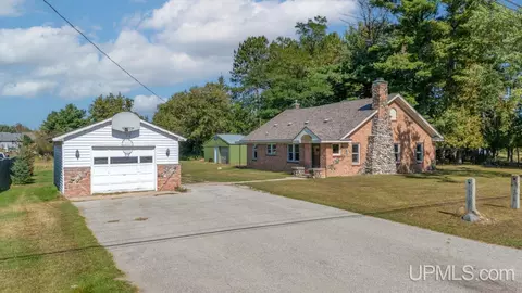 Other - 3232 S 8th, Escanaba, MI 49829 photo 2 of 10