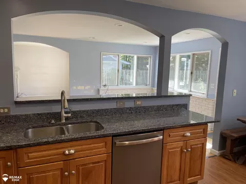 1817 Lynbrook, Flint, MI 48507 photo 5