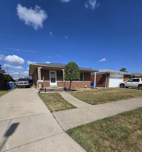 8283 Stanley, Warren, MI 48093 photo 2