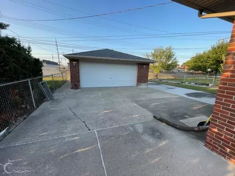 8283 Stanley, Warren, MI 48093 photo 30