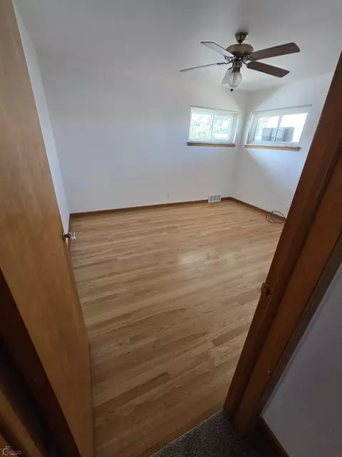 8283 Stanley, Warren, MI 48093 photo 13