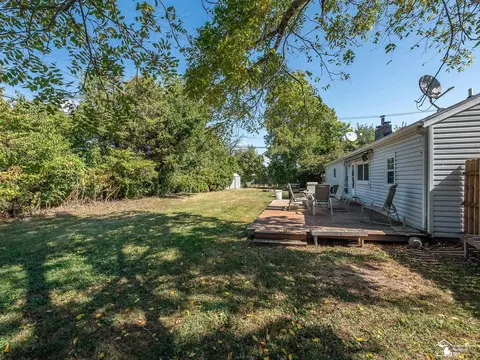Exterior - 2505 10th, Monroe, MI 48162 photo 3 of 10