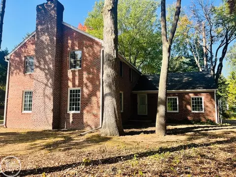 3611 Old Farm, Fort Gratiot, MI 48059