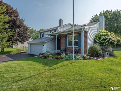 6322 Wesley, Temperance, MI 48182 photo 2
