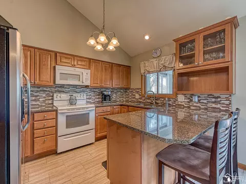 6322 Wesley, Temperance, MI 48182 photo 9