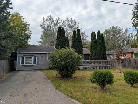 1105 S Cornell, Flint, MI 48505