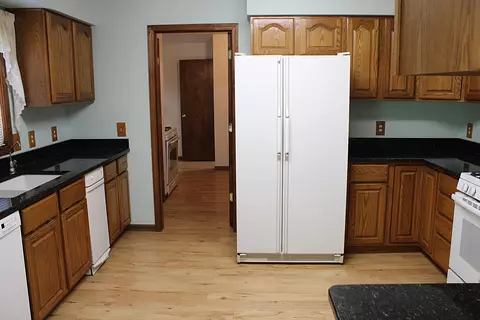 Kitchen - 1040 Richman, Saint Clair, MI 48079 photo 6 of 6