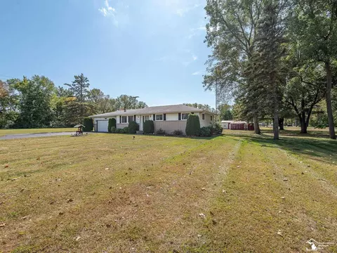Exterior - 3563 Bluebush, Monroe, MI 48162 photo 4 of 13