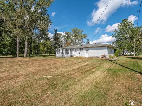 Exterior - 3563 Bluebush, Monroe, MI 48162 photo 7 of 13