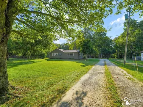14160 Hoeft, Belleville, MI 48111