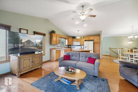 1028 Bluebell, Davison, MI 48423 photo 15
