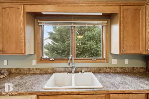 1028 Bluebell, Davison, MI 48423 photo 11