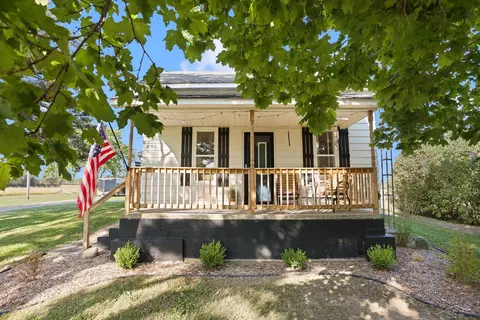 891 N Delaney, Owosso, MI 48867
