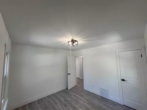 305 E Harry, Hazel Park, MI 48030 photo 20