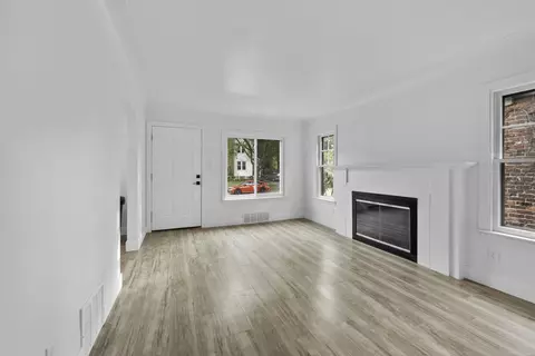 305 E Harry, Hazel Park, MI 48030 photo 7