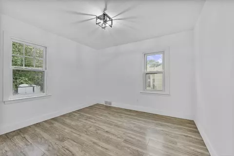 305 E Harry, Hazel Park, MI 48030 photo 15