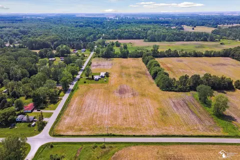 00 Summerfield, Petersburg, MI 49270
