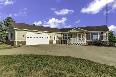 3173 Mills, Deckerville, MI 48427 photo 2
