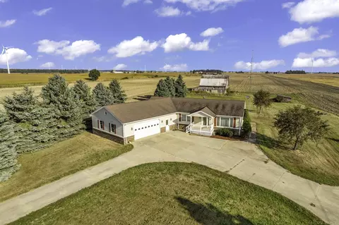 3173 Mills, Deckerville, MI 48427 photo 3