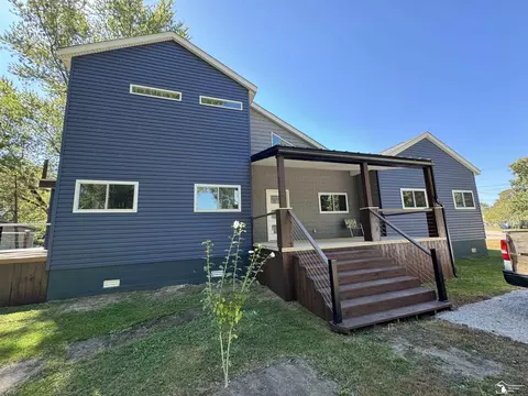 Exterior - 13562 Avalon, Monroe, MI 48161 photo 6 of 10