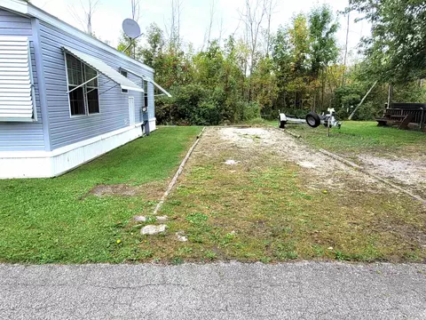 831 S Main UNIT 102, Au Gres, MI 48703