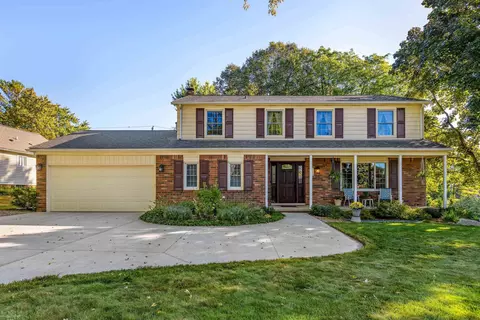 681 Lake Frst, Rochester Hills, MI 48309